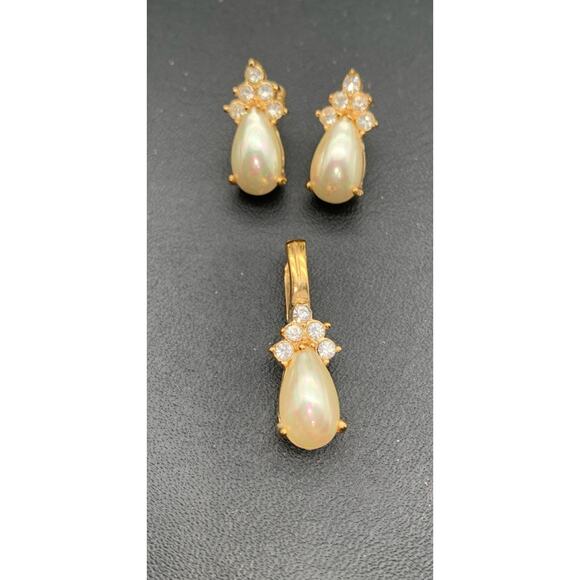Vintage Roman Gold Tone Faux Pearl & Rhinestone Earrings & Enhancer Pendant Set - Picture 2 of 4